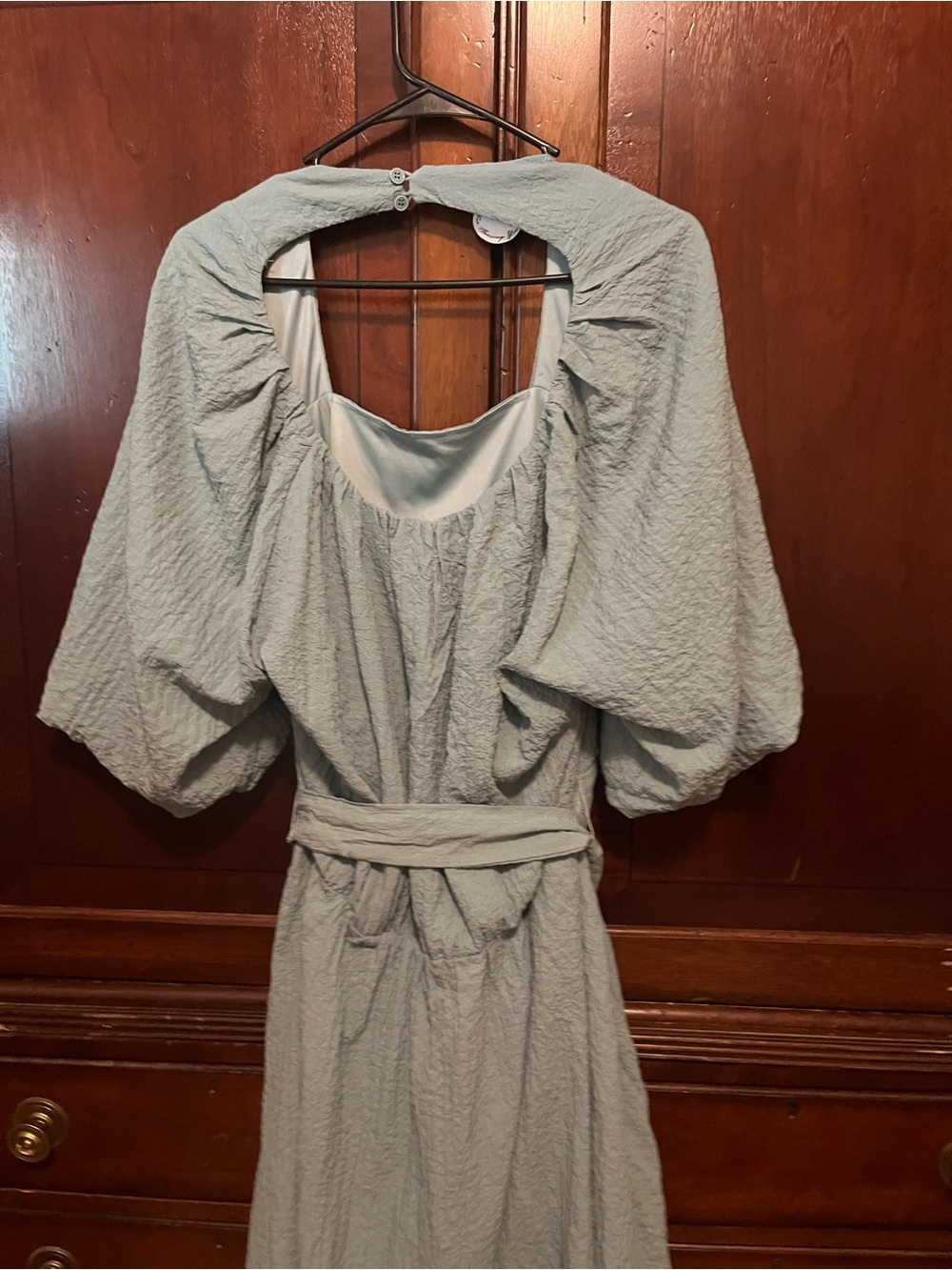 ARULA Light Sage Puff-Sleeve Robe